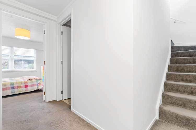 29 Tawa Street Hilltop_17