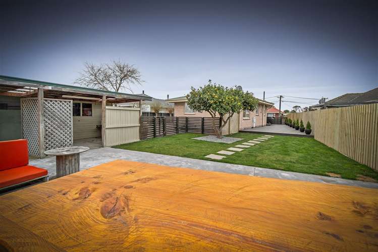 38 Sandown Crescent Aranui_16