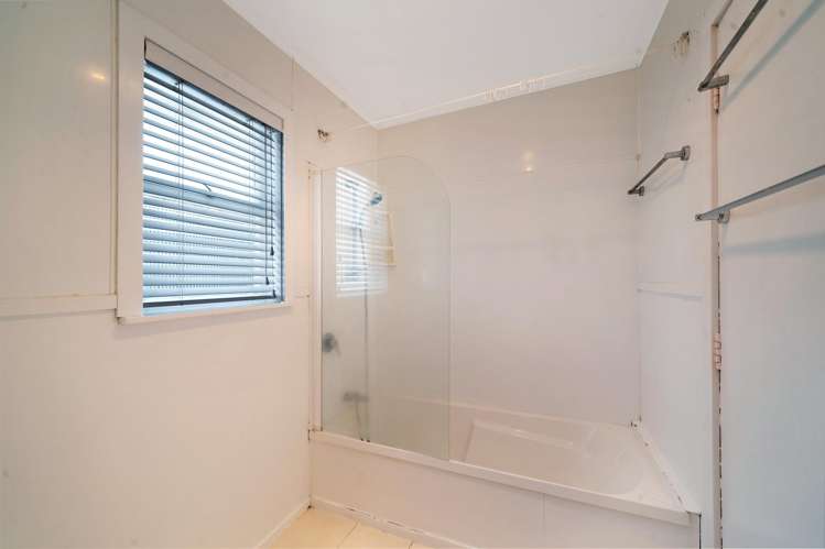 16 Coniston Avenue Te Atatu South_22