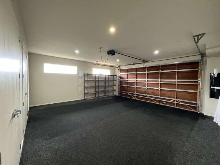 6 Albertine Place Greenhithe_23
