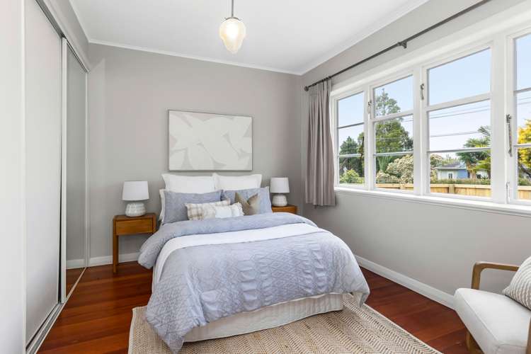 5 Mons Avenue Mount Roskill_11