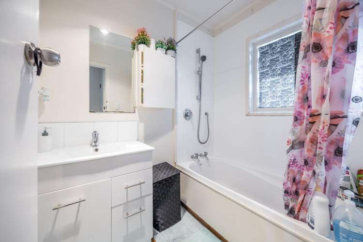 28 Landscape Road Papatoetoe_11