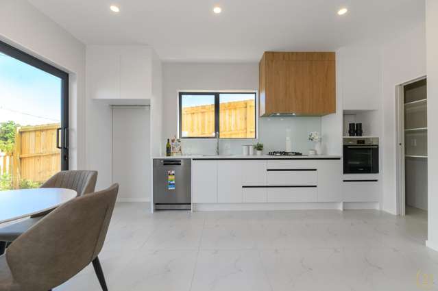 38A Rogan Street Hillsborough_4