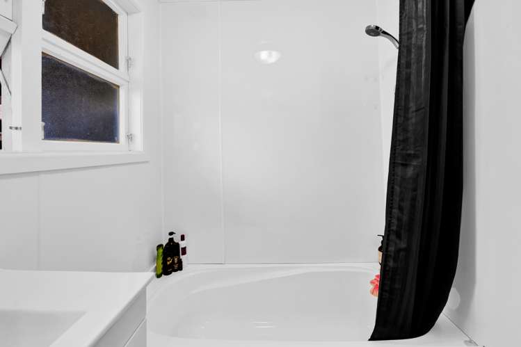 617 Rawhitiroa Road Eltham_22