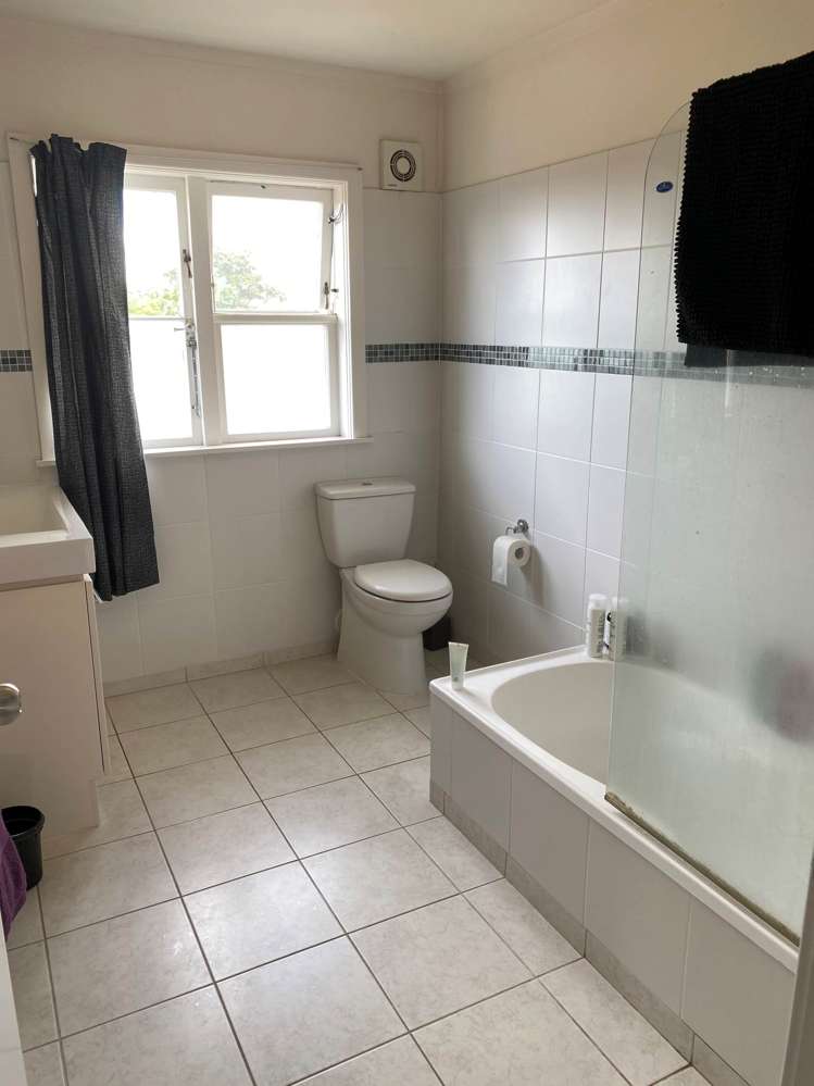 51 South Lynn Road Titirangi_7