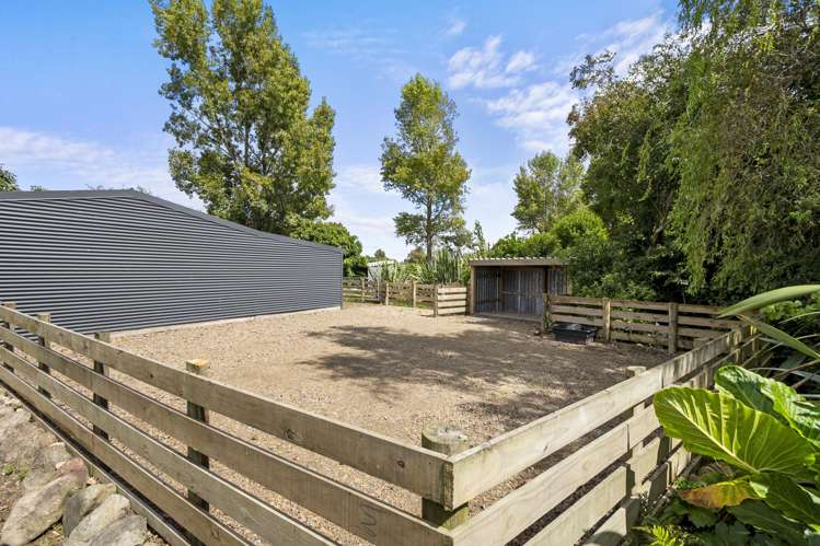 23 Hennesey Road Shannon_6