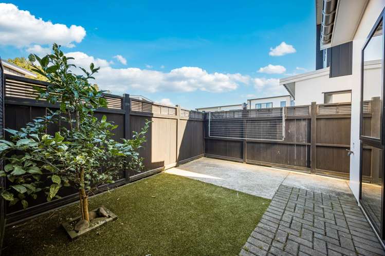 5 Awamarino Way Westgate_12
