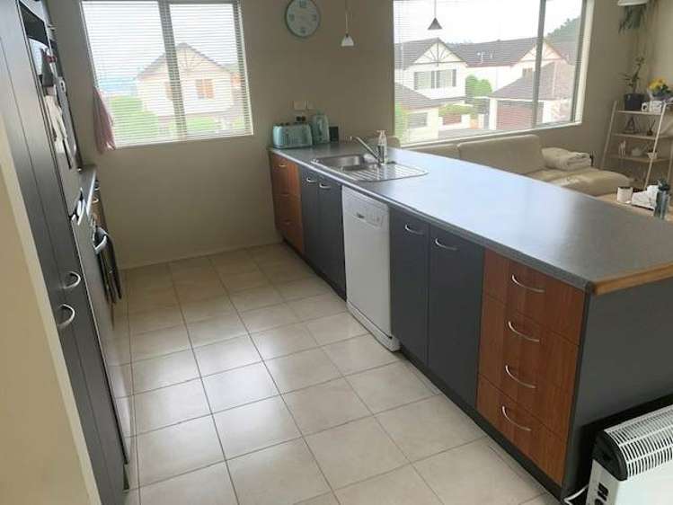 239 Alec Craig Way Gulf Harbour_11