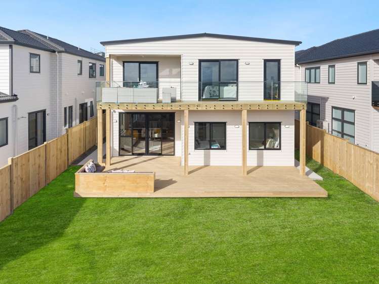 11 Mill Hill Close Flat Bush_13