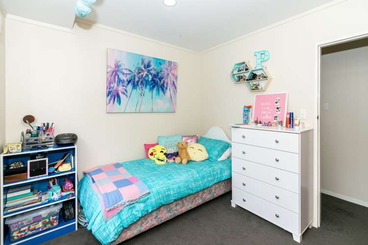 30 Lansdowne Crescent Glenview_10