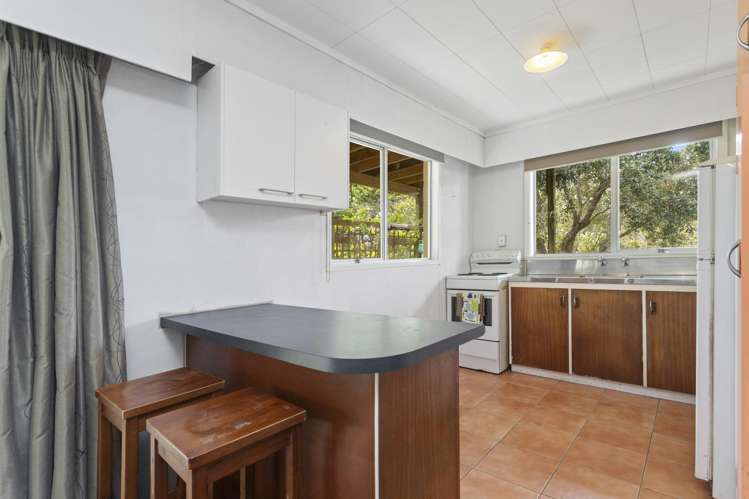 52A Pleasant Road Glen Eden_14