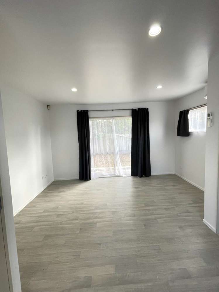 110A Universal Drive Henderson_8