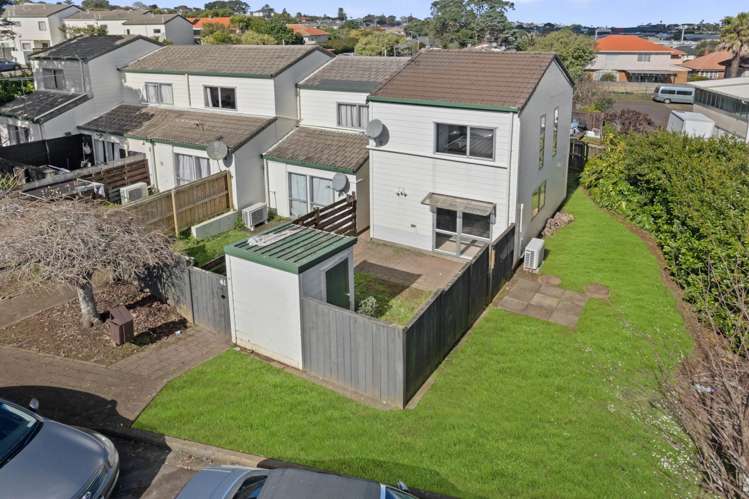 41 Fred Woodward Place Mount Roskill_15