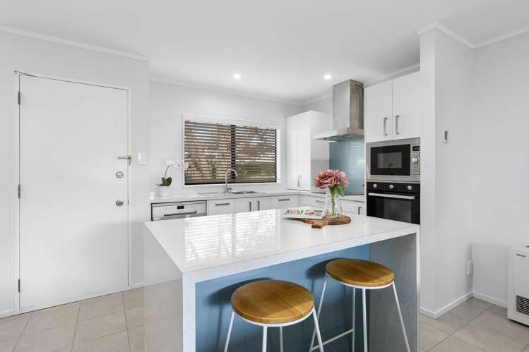 2/26 Mason Street Moera_7