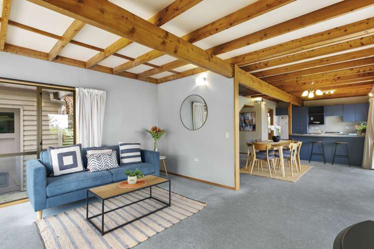 10 Calvert Place Shiel Hill_7