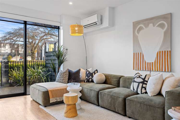 8/1 Buchan Street Sydenham_5