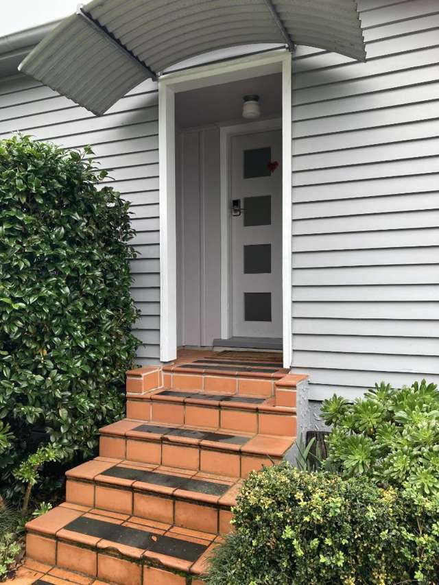 Charming & Central 3-Bedroom Family Home