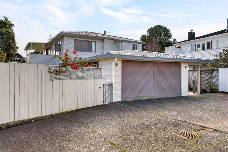 2/51 Merani Street_1