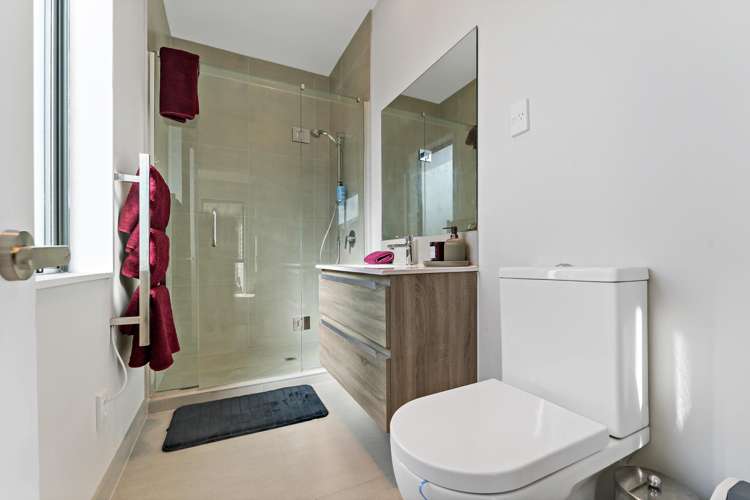 244 Victoria Street West Pukekohe_17