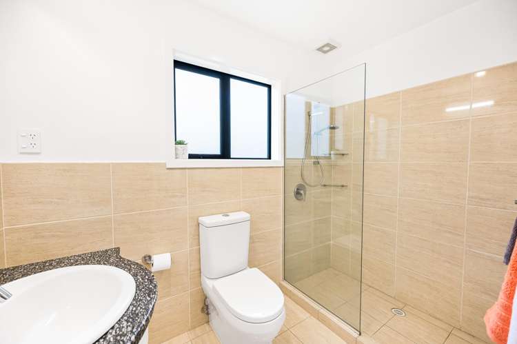 48 Roberta Crescent Orewa_16