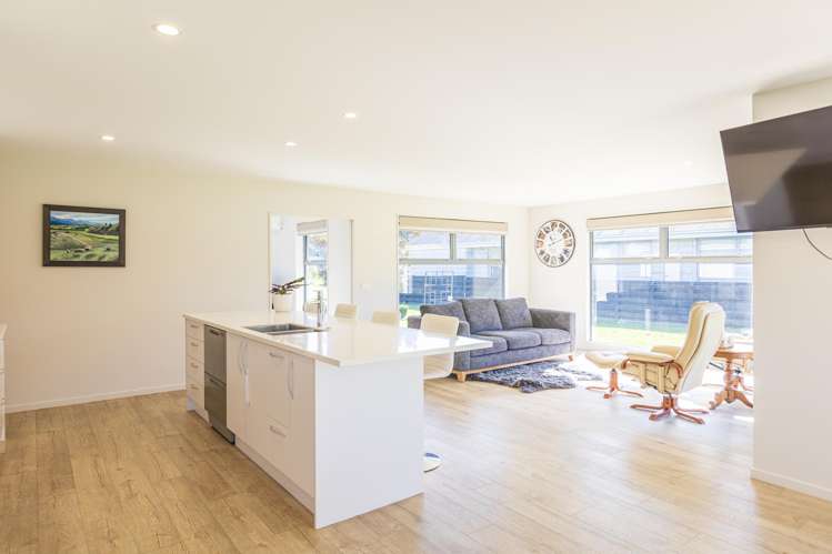 35 Avignon Place Fairhall_5