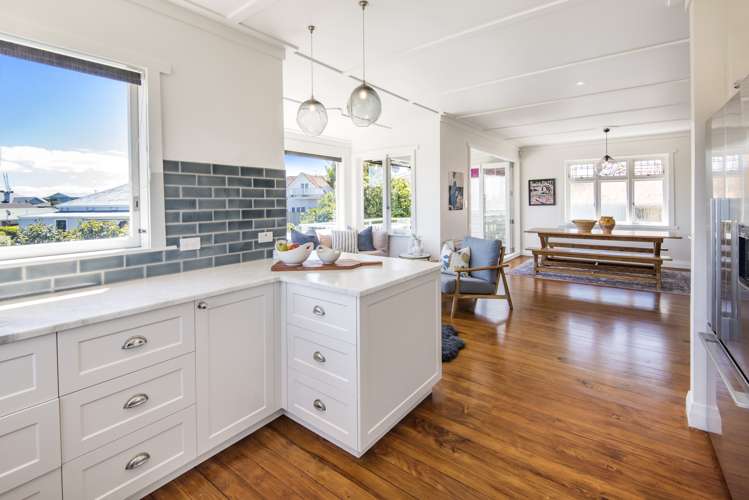 111 Vauxhall Road Narrow Neck_6