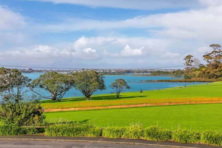 198 Riddell Road Glendowie_23