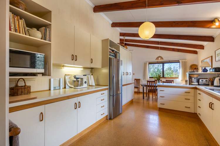 172 Kina Peninsula Road Tasman_4