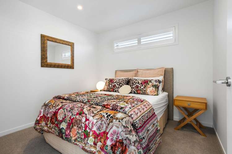 124 Motu Hei Pauanui_4