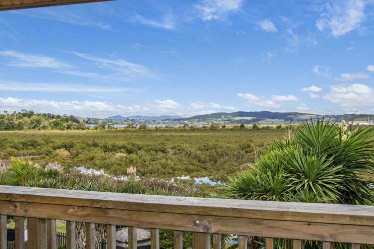 56 Raumati Crescent_0