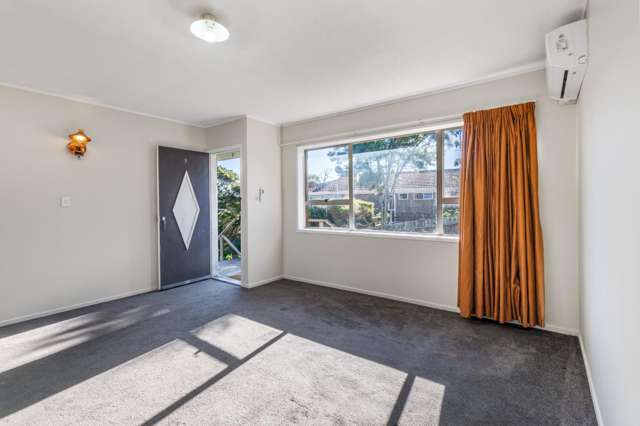 2/76 Millbrook Road 11401_3