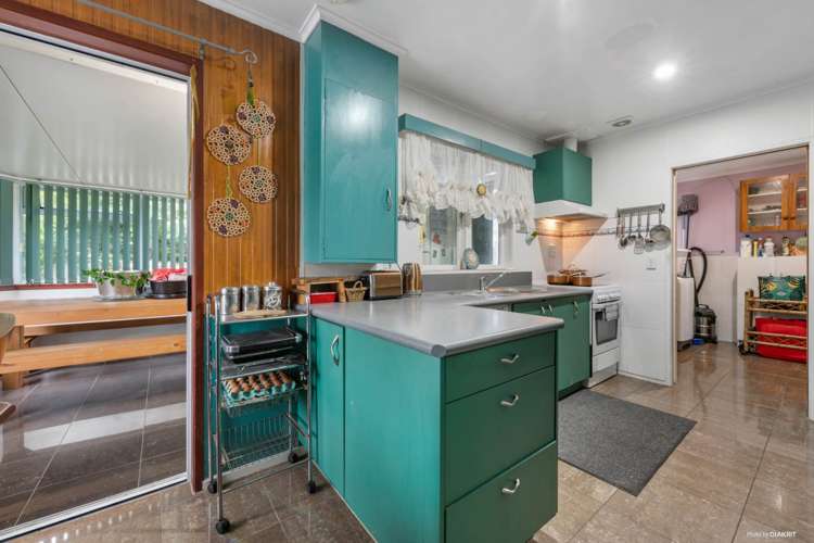 42 Russell Road Manurewa_3