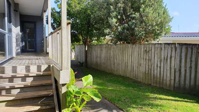 50a Amberley Avenue Te Atatu South_1