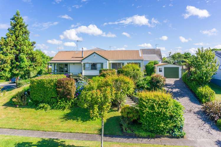 28 Gilbass Avenue Hamilton Lake_39