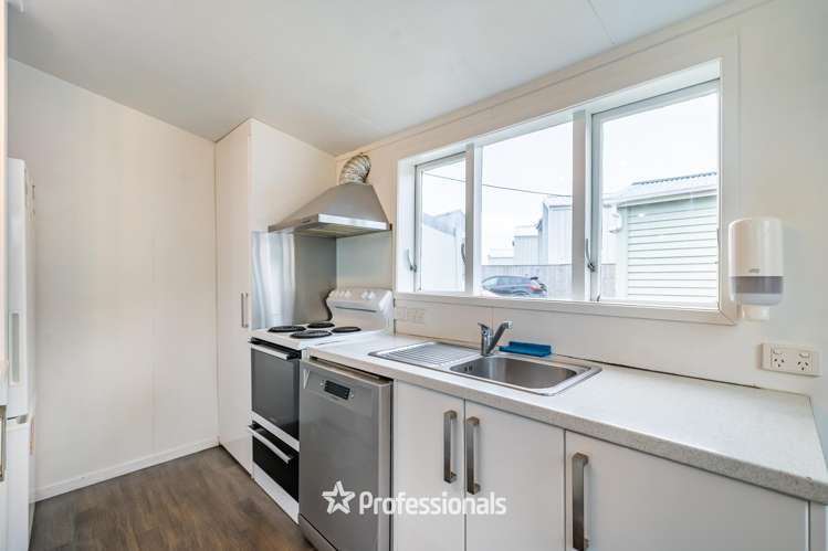 163 Coutts Street_4