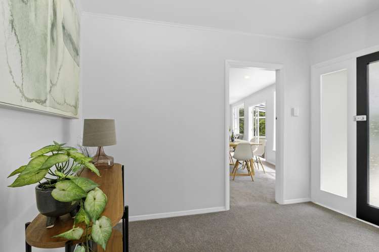 27 Lees Grove Wainuiomata_12