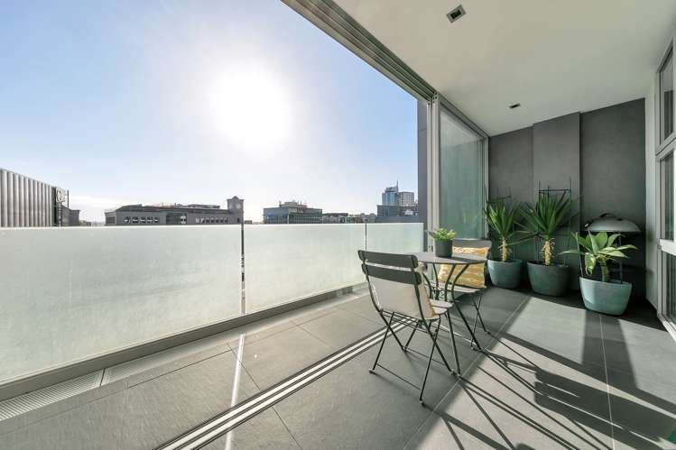 2/23 Graham Street Auckland Central_2