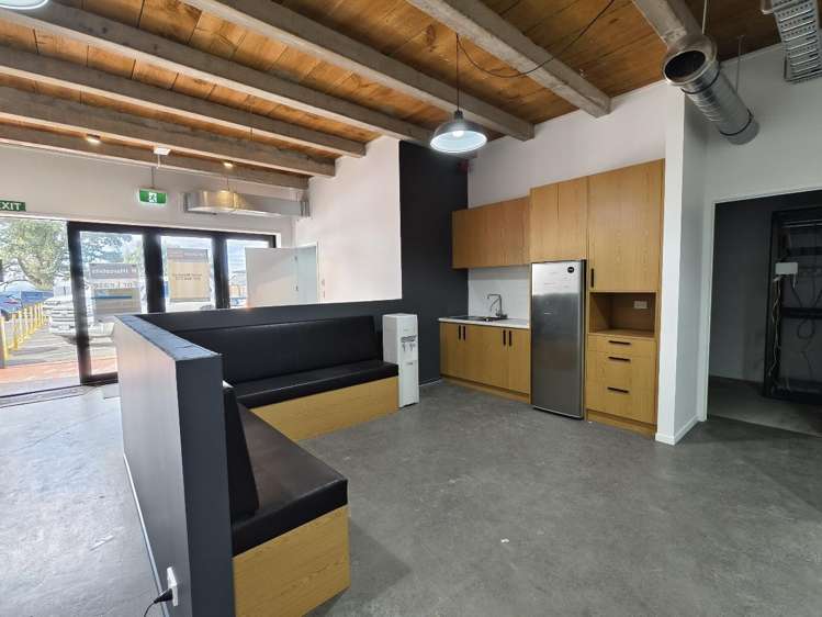 Beachside/41-45 Clyde Road Browns Bay_1