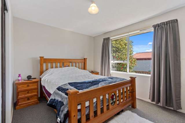 2/22 Matlock Street Woolston_4