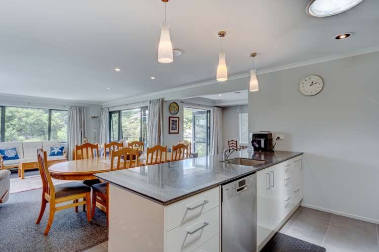 5 North Crest Drive Onerahi_5