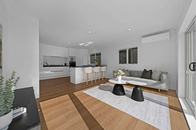 22 Walter Haddrell Crescent East Tamaki_13