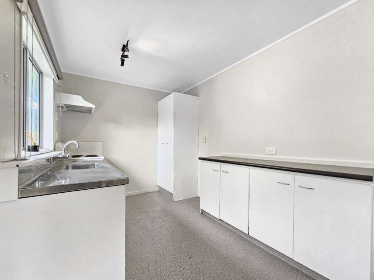 6b Thebes Street Westbrook_2