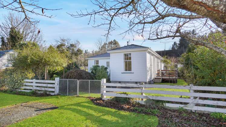 16 Railway Terrace Glentunnel_16