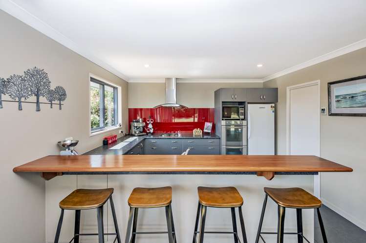 24 Churchlea Place Darfield_3