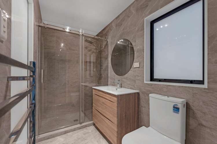 519a Massey Road Mangere_10