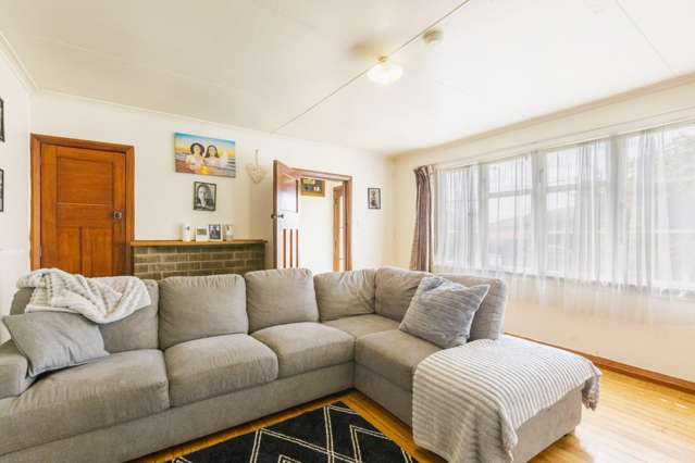 16 Great North Road 2123_3