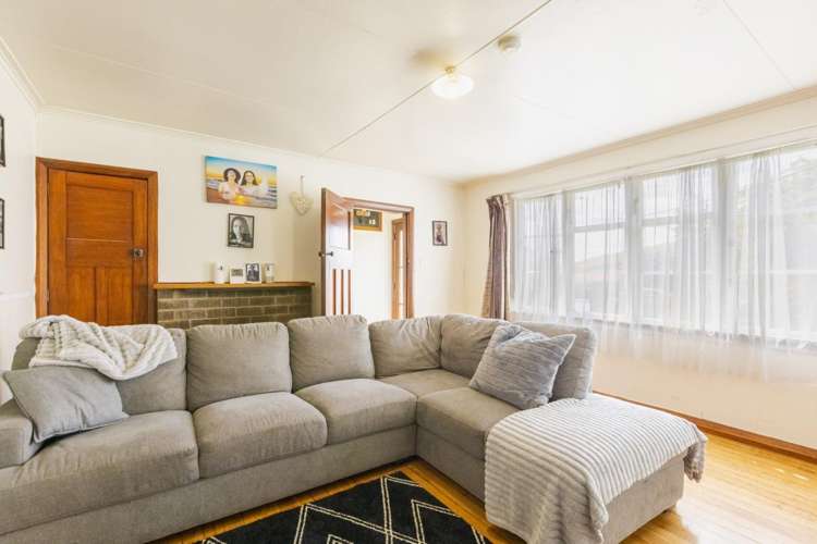 16 Great North Road 2123_3