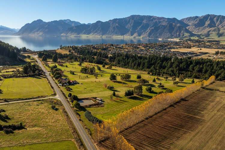 1122 Lake Hawea-Albert Town Road_0