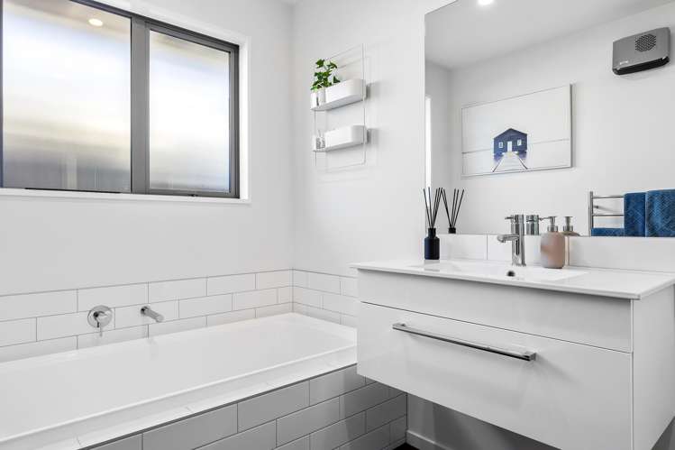 66 Te Hurunui Drive Pegasus_13