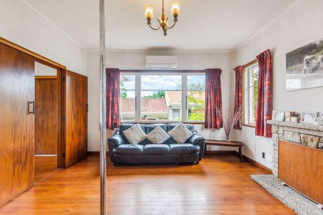 19 Captain Scott Road Glen Eden_1